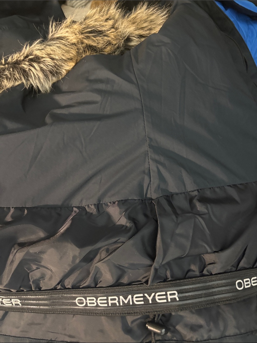 Obermeyer Black Ski Jacket with Faux Fur Trim Hood - Picture 8 of 10